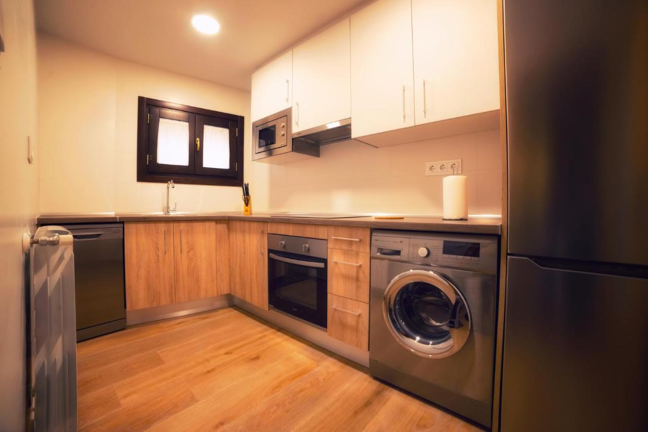 Apartamentos Camino De La Val Borau エクステリア 写真