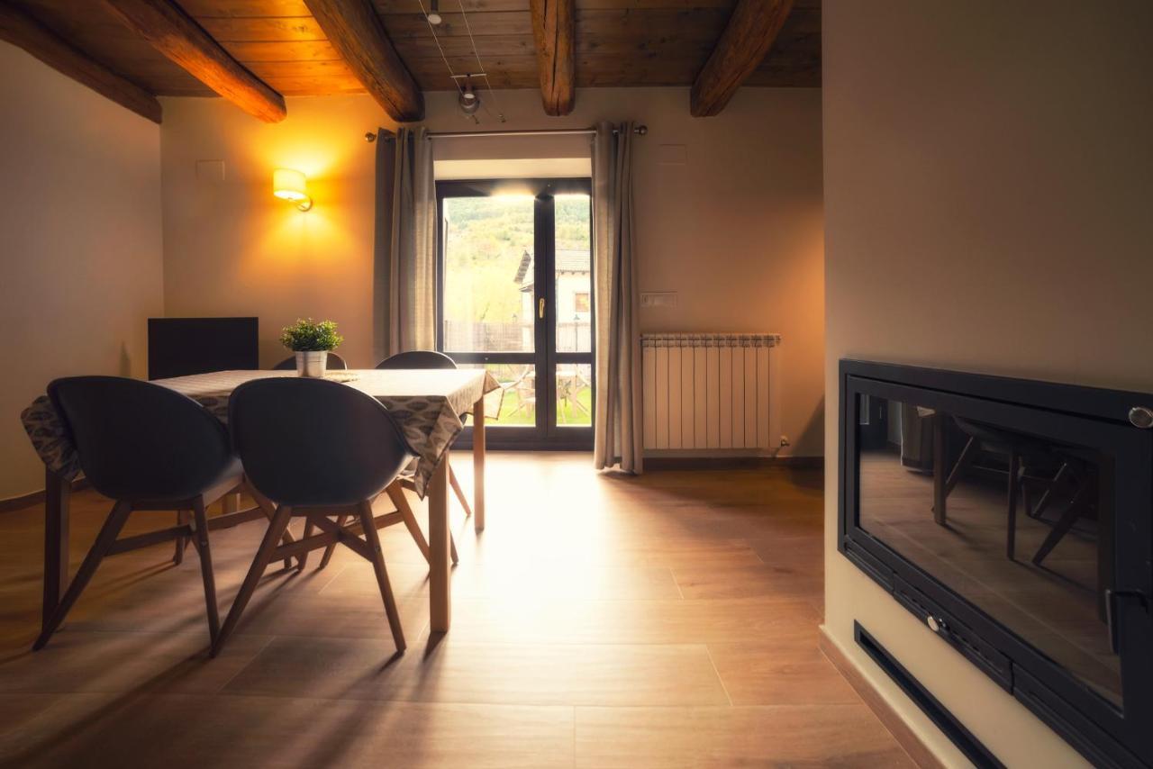 Apartamentos Camino De La Val Borau エクステリア 写真