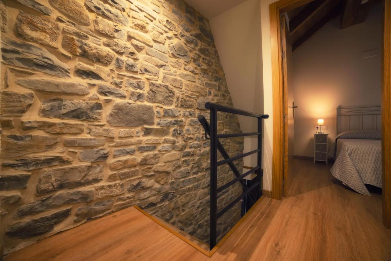 Apartamentos Camino De La Val Borau エクステリア 写真